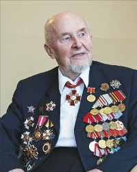 Челышев Евгений Петрович (jpg, 80 Kб)